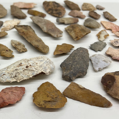 Lot of 25 Authentic Ancient Arrowheads & Artifacts - Field Grade "B" - Random Select